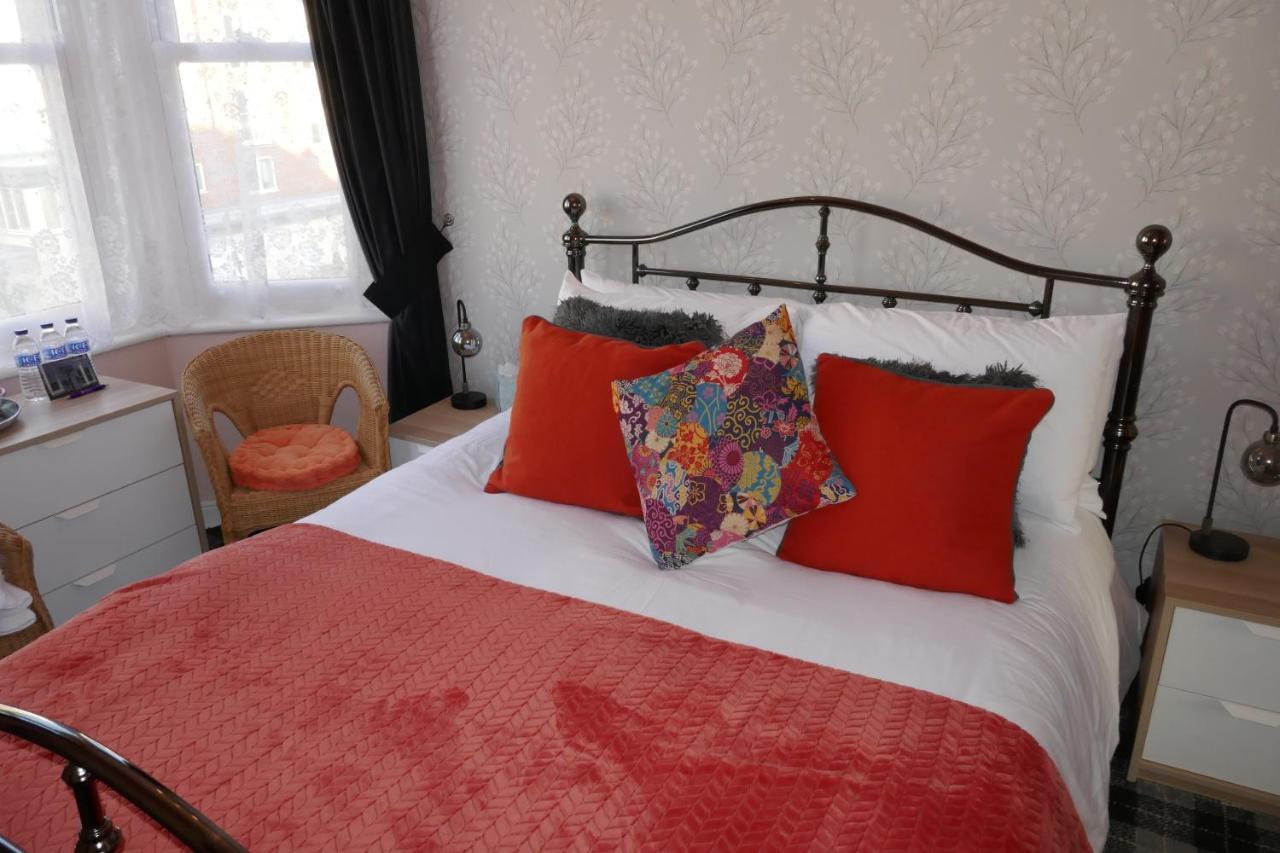 The Boundary Bed & Breakfast Scarborough Ngoại thất bức ảnh
