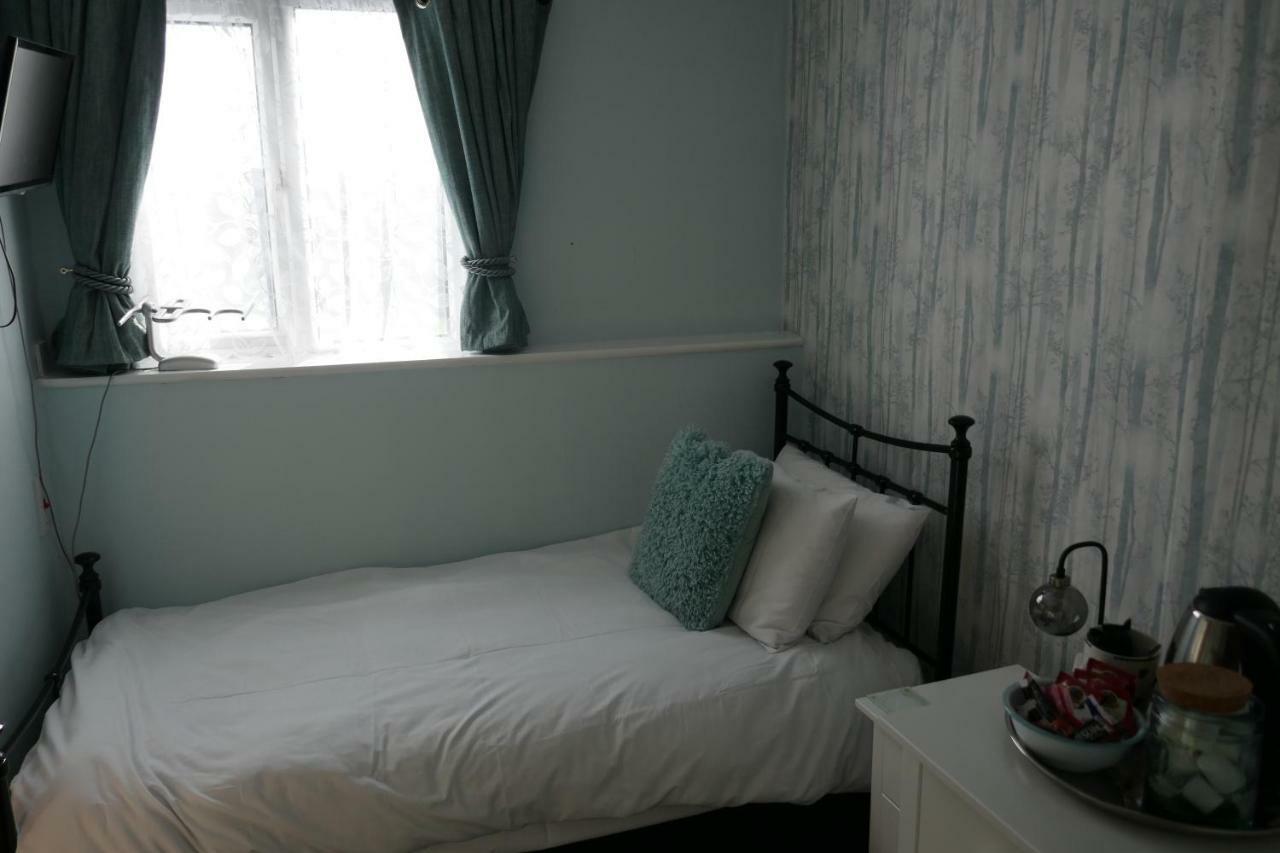 The Boundary Bed & Breakfast Scarborough Ngoại thất bức ảnh